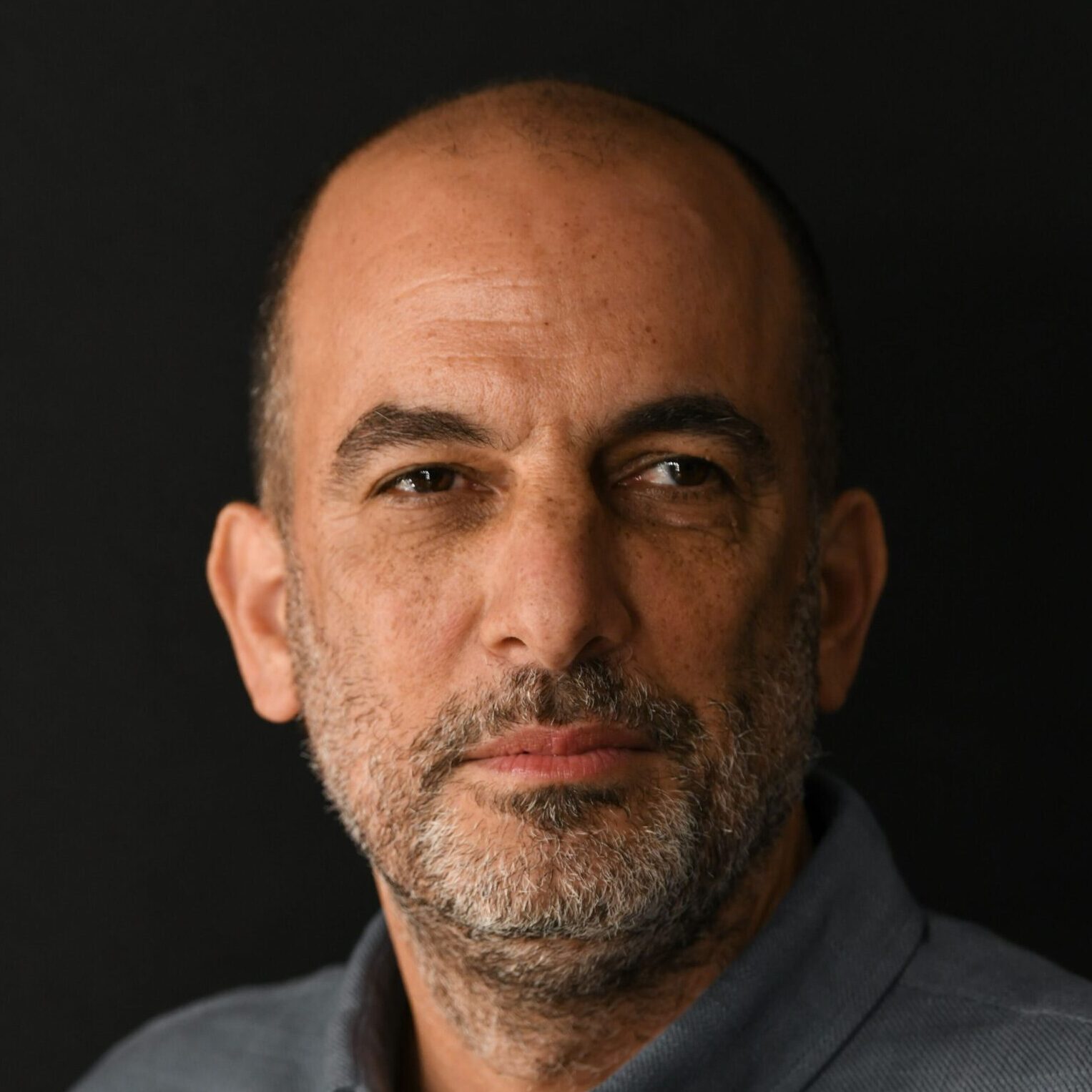  Headshot