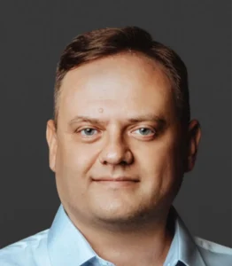 Headshot of Pavel Berengoltz